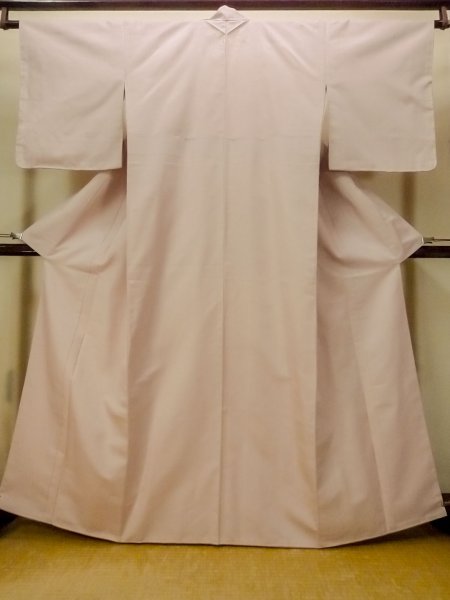 Photo1: O1209E Vintage Japanese kimono Pale Pink YONEZAWA-TSUMUGI for women / Silk. (Grade B) (1)