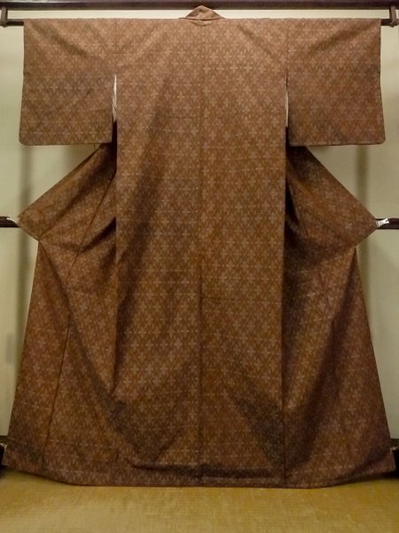Photo1: Mint O1209I Vintage Japanese kimono Reddish Brown TSUMUGI pongee for women / Silk. Diamond-shaped flowers (Grade A) (1)