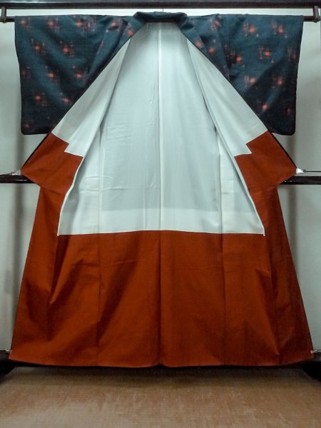 Photo2: Mint O1209K Vintage Japanese kimono Dark Indigo Blue TSUMUGI pongee for women / Silk. Cross (Grade A) (2)