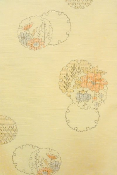 Photo4: O1209L Vintage Japanese kimono Pale Ivory TSUMUGI pongee for women / Silk. Flower (Grade C) (4)