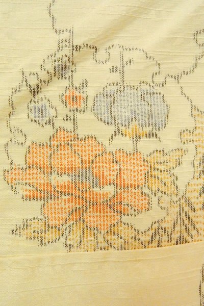 Photo6: O1209L Vintage Japanese kimono Pale Ivory TSUMUGI pongee for women / Silk. Flower (Grade C) (6)