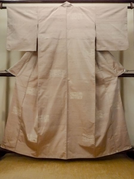 Photo1: O1209M Vintage Japanese kimono Pale Red TSUMUGI pongee for women / Silk. Line (Grade B) (1)