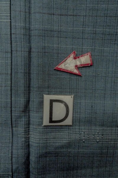 Photo17: O1209N Vintage Japanese kimono Pale Navy Blue TSUMUGI pongee for women / Silk. Plaid Checks (Grade B) (17)