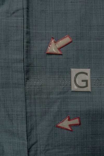 Photo20: O1209N Vintage Japanese kimono Pale Navy Blue TSUMUGI pongee for women / Silk. Plaid Checks (Grade B) (20)