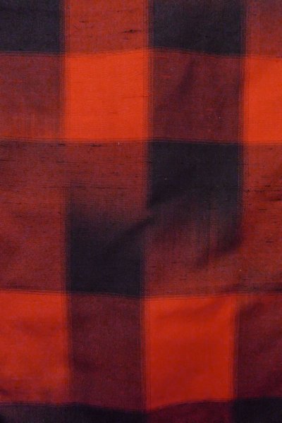 Photo4: O1209R Vintage Japanese kimono Vivid Vermilion TSUMUGI pongee for women / Silk. Plaid Checks (Grade A) (4)