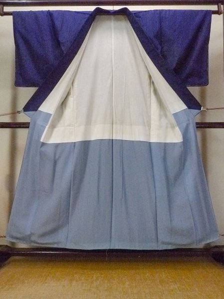 Photo2: O1209S Vintage Japanese kimono Dark Blue TSUMUGI pongee for women / Silk. Stripes (Grade A) (2)