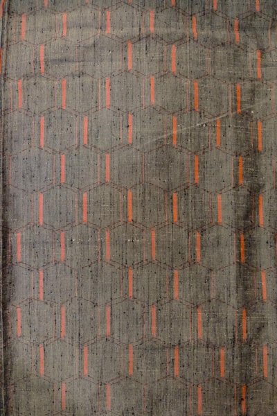 Photo4: Mint O1209W Vintage Japanese kimono Gray TSUMUGI pongee for women / Silk. Tortoise-shell pattern(Hexagonal pattern) (Grade A) (4)