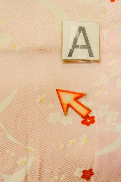 Photo14: O1210C Vintage Japanese kimono Pink JUBAN undergarment for women / Silk. Flower (Grade B) (14)