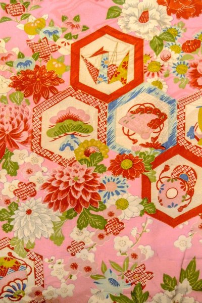 Photo4: O1225B Antique Japanese kimono Shiny Pink Kimono for Girls for women / Silk. Peony, The thread is partially loose. (Grade C) (4)
