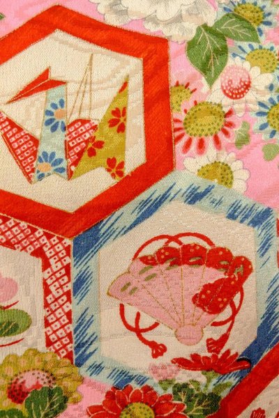 Photo7: O1225B Antique Japanese kimono Shiny Pink Kimono for Girls for women / Silk. Peony, The thread is partially loose. (Grade C) (7)