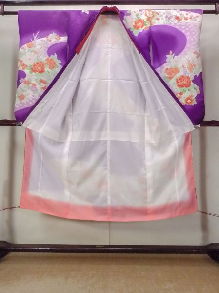Photo2: O1225D Vintage Japanese kimono Purple Kimono for Girls for women / Synthetic. Peony (Grade C) (2)