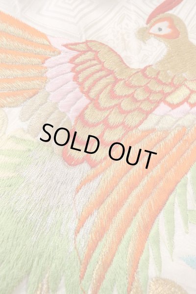 Photo11: O1225F Vintage Japanese kimono White Kimono for Girls for women / Silk. Chrysanthemum (Grade D) (11)