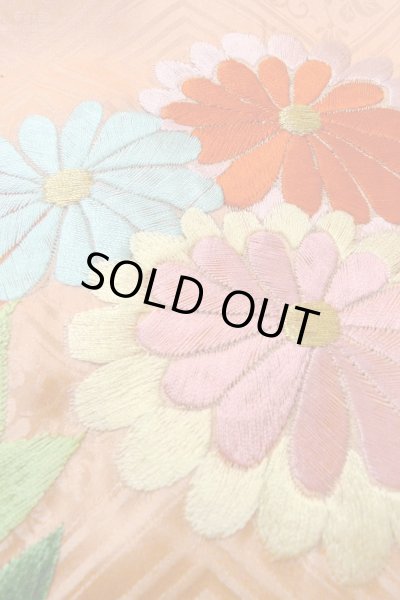 Photo12: O1225F Vintage Japanese kimono White Kimono for Girls for women / Silk. Chrysanthemum (Grade D) (12)