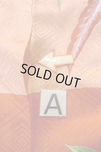 Photo16: O1225F Vintage Japanese kimono White Kimono for Girls for women / Silk. Chrysanthemum (Grade D) (16)