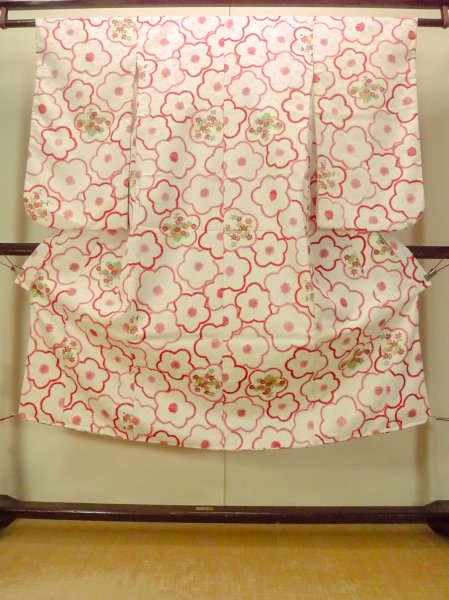 Photo1: O1225K Vintage Japanese kimono White Kimono for Girls for women / Synthetic. Chrysanthemum (Grade C) (1)