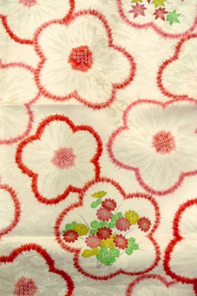 Photo4: O1225K Vintage Japanese kimono White Kimono for Girls for women / Synthetic. Chrysanthemum (Grade C) (4)