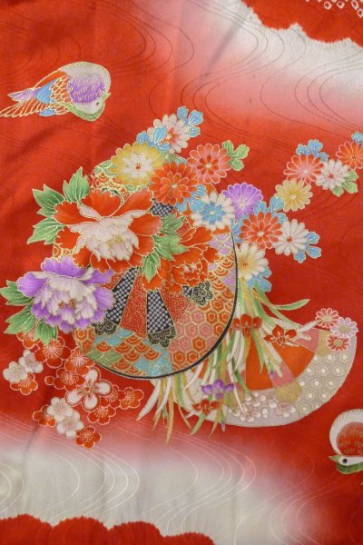 Photo3: O1225L Vintage Japanese kimono Shiny Red Kimono for Girls for women / Silk. Peony (Grade B) (3)