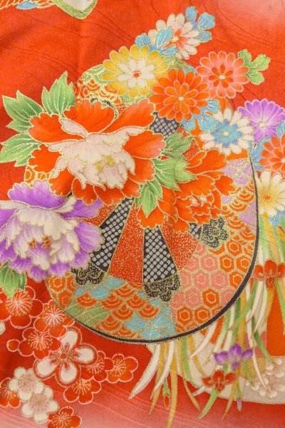 Photo6: O1225L Vintage Japanese kimono Shiny Red Kimono for Girls for women / Silk. Peony (Grade B) (6)