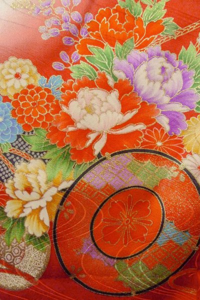 Photo7: O1225L Vintage Japanese kimono Shiny Red Kimono for Girls for women / Silk. Peony (Grade B) (7)
