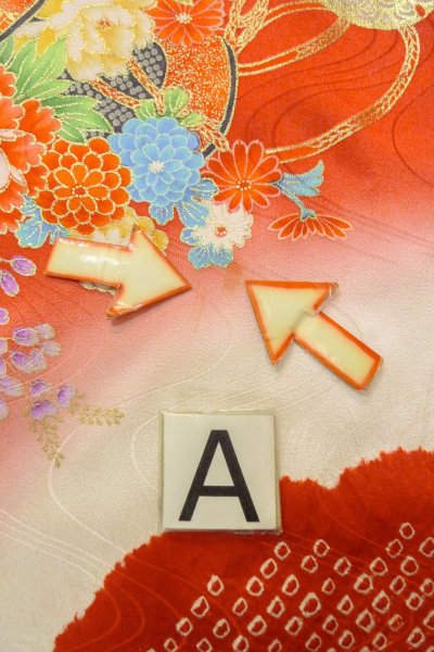 Photo14: O1225L Vintage Japanese kimono Shiny Red Kimono for Girls for women / Silk. Peony (Grade B) (14)