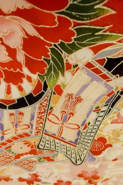 Photo10: O1225N Vintage Japanese kimono Vivid Red Kimono for Girls for women / Synthetic. SAKURA cherry blossom (Grade B) (10)