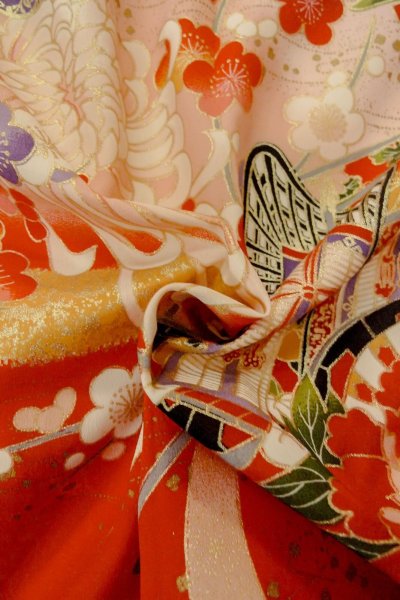 Photo13: O1225N Vintage Japanese kimono Vivid Red Kimono for Girls for women / Synthetic. SAKURA cherry blossom (Grade B) (13)