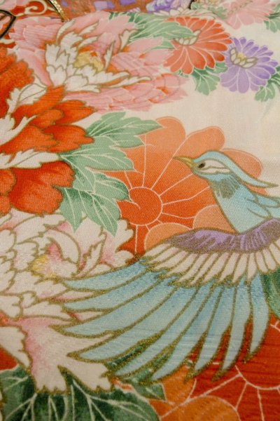 Photo9: O1225O Vintage Japanese kimono Shiny Vivid Red Kimono for Girls for women / Synthetic. Peony (Grade C) (9)