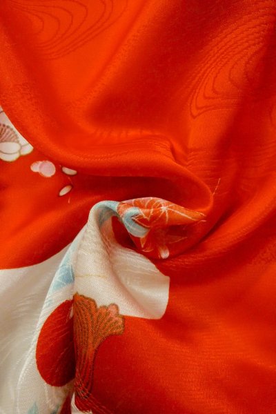 Photo11: O1225O Vintage Japanese kimono Shiny Vivid Red Kimono for Girls for women / Synthetic. Peony (Grade C) (11)