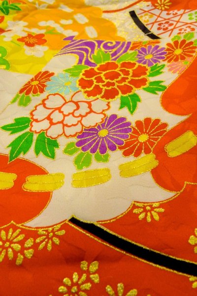 Photo9: O1225S Vintage Japanese kimono White Kimono for Girls for women / Silk. Peony (Grade C) (9)