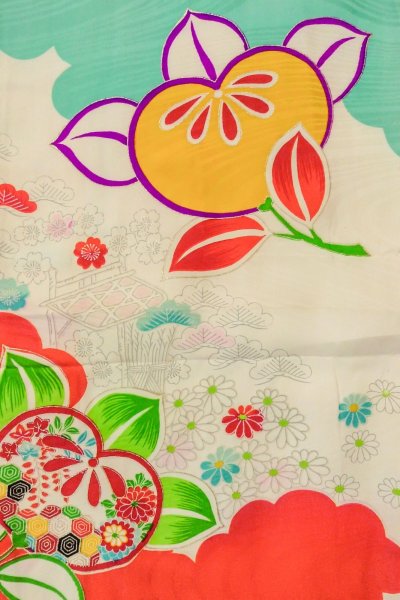 Photo4: O1225U Vintage Japanese kimono Off White Kimono for Girls for women / Silk. SAKURA cherry blossom (Grade C) (4)