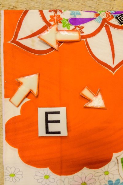 Photo17: O1225U Vintage Japanese kimono Off White Kimono for Girls for women / Silk. SAKURA cherry blossom (Grade C) (17)