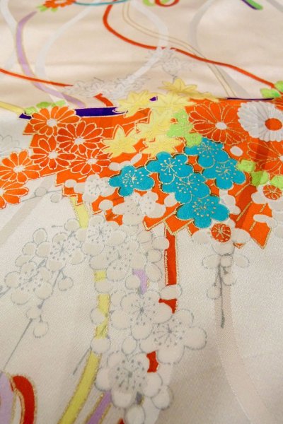 Photo8: O1225V Vintage Japanese kimono Shiny White Kimono for Girls for women / Silk. Chrysanthemum (Grade B) (8)