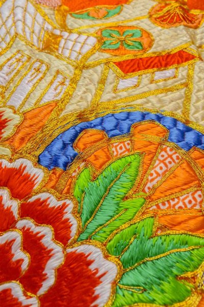 Photo9: O1225W Vintage Japanese kimono Vermilion Kimono for Girls for women / Silk. Peony (Grade B) (9)