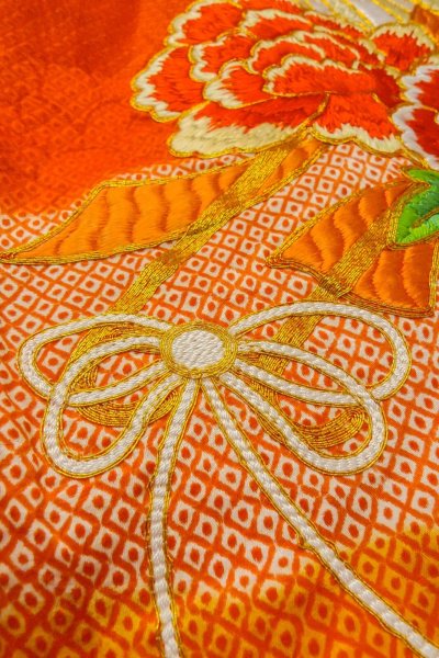 Photo10: O1225W Vintage Japanese kimono Vermilion Kimono for Girls for women / Silk. Peony (Grade B) (10)