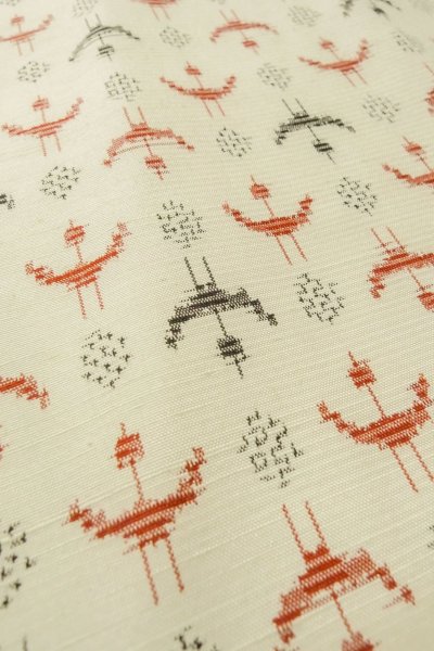 Photo10: O1226A Vintage Japanese kimono Ivory TSUMUGI pongee for women / Silk. Cross (Grade B) (10)