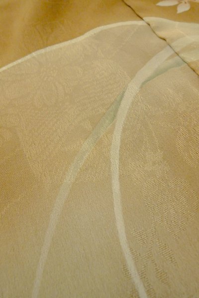 Photo13: P0109A Antique Japanese kimono Light Brown TOMESODE formal for women / Silk. Flower, The lining has holes or rips. There are some small holes. Aging deterioration. Base woven pattern: Threads roll pattern (Grade D) (13)