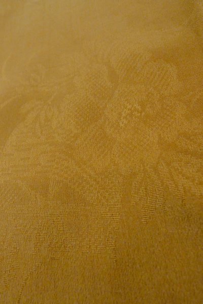 Photo14: P0109A Antique Japanese kimono Light Brown TOMESODE formal for women / Silk. Flower, The lining has holes or rips. There are some small holes. Aging deterioration. Base woven pattern: Threads roll pattern (Grade D) (14)