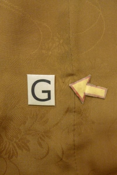 Photo25: P0109A Antique Japanese kimono Light Brown TOMESODE formal for women / Silk. Flower, The lining has holes or rips. There are some small holes. Aging deterioration. Base woven pattern: Threads roll pattern (Grade D) (25)