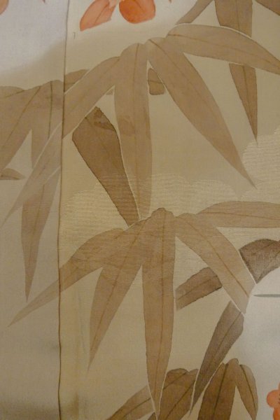 Photo9: P0109B Antique Japanese kimono Pale Brown TOMESODE formal for women / Silk. Flower (Grade C) (9)