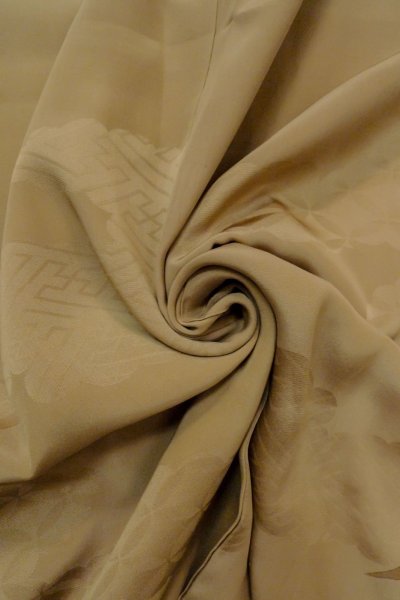 Photo16: P0109B Antique Japanese kimono Pale Brown TOMESODE formal for women / Silk. Flower (Grade C) (16)