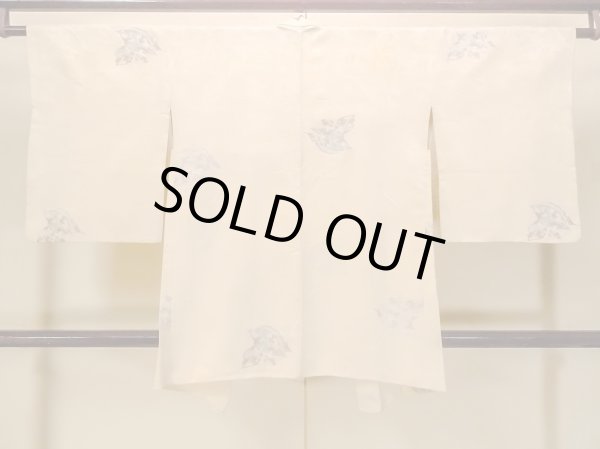 Photo3: P0109D Vintage Japanese kimono Ivory HAORI short jacket for women / Silk. Leaf (Grade C) (3)