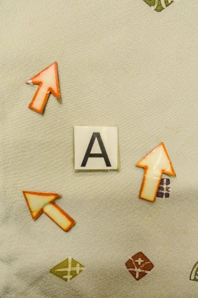 Photo14: P0109F Vintage Japanese kimono Pale Greenish Gray HAORI short jacket for women / Silk. Abstract pattern (Grade C) (14)