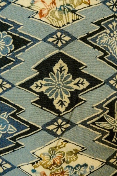 Photo6: P0109H Vintage Japanese kimono Pale Light Blue HAORI short jacket for women / Silk. UME plum bloom (Grade C) (6)