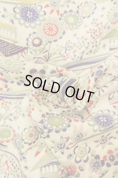 Photo11: P0109N Vintage Japanese kimono White HAORI short jacket for women / Silk. Flower (Grade C) (11)