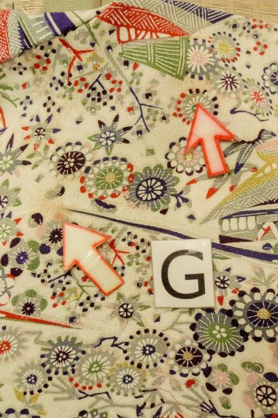 Photo19: P0109N Vintage Japanese kimono White HAORI short jacket for women / Silk. Flower (Grade C) (19)