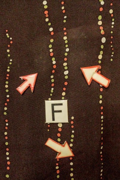 Photo19: P0109O Vintage Japanese kimono Dark Brown HAORI short jacket for women / Silk. Dot (Grade C) (19)