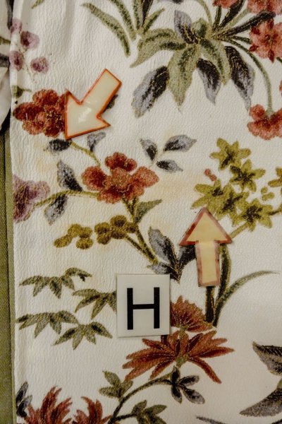 Photo21: P0109T Vintage Japanese kimono White HAORI short jacket for women / Silk. Flower (Grade C) (21)