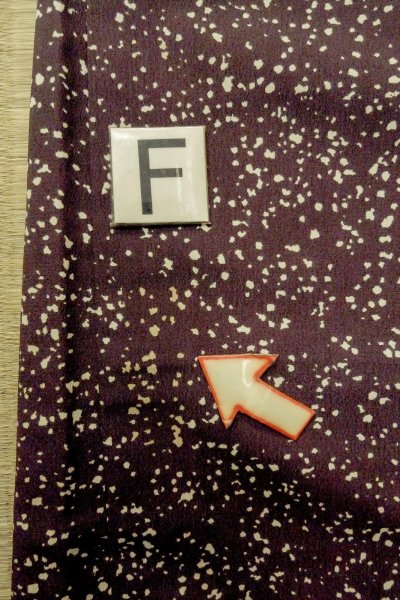 Photo17: P0109Y Vintage Japanese kimono Dark Purple HAORI short jacket for women / Synthetic. Dot (Grade B) (17)