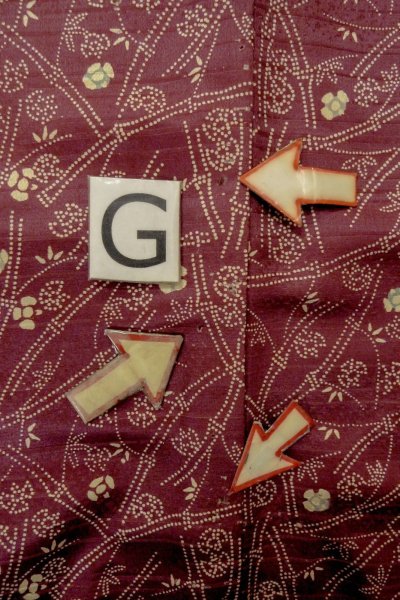 Photo17: P0109Z Vintage Japanese kimono Dark Dark Red HAORI short jacket for women / Silk. Bamboo leaf (Grade D) (17)