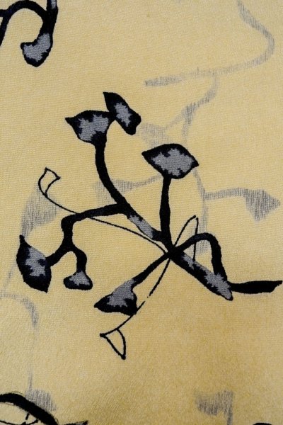 Photo4: P0110B Vintage Japanese kimono Grayish Beige HAORI short jacket for women / Silk. Flower (Grade B) (4)